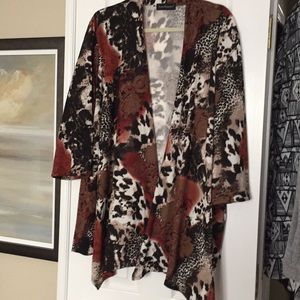 SALE! Gorgeous print sweater